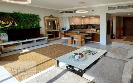 1 bedroom in Regents court, JVC